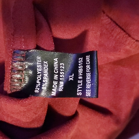 Fashion Nova Burgundy seude dress - Picture 5 of 5